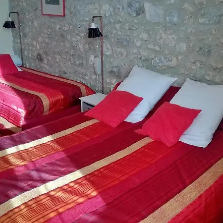 Hotel De La Paix 2*